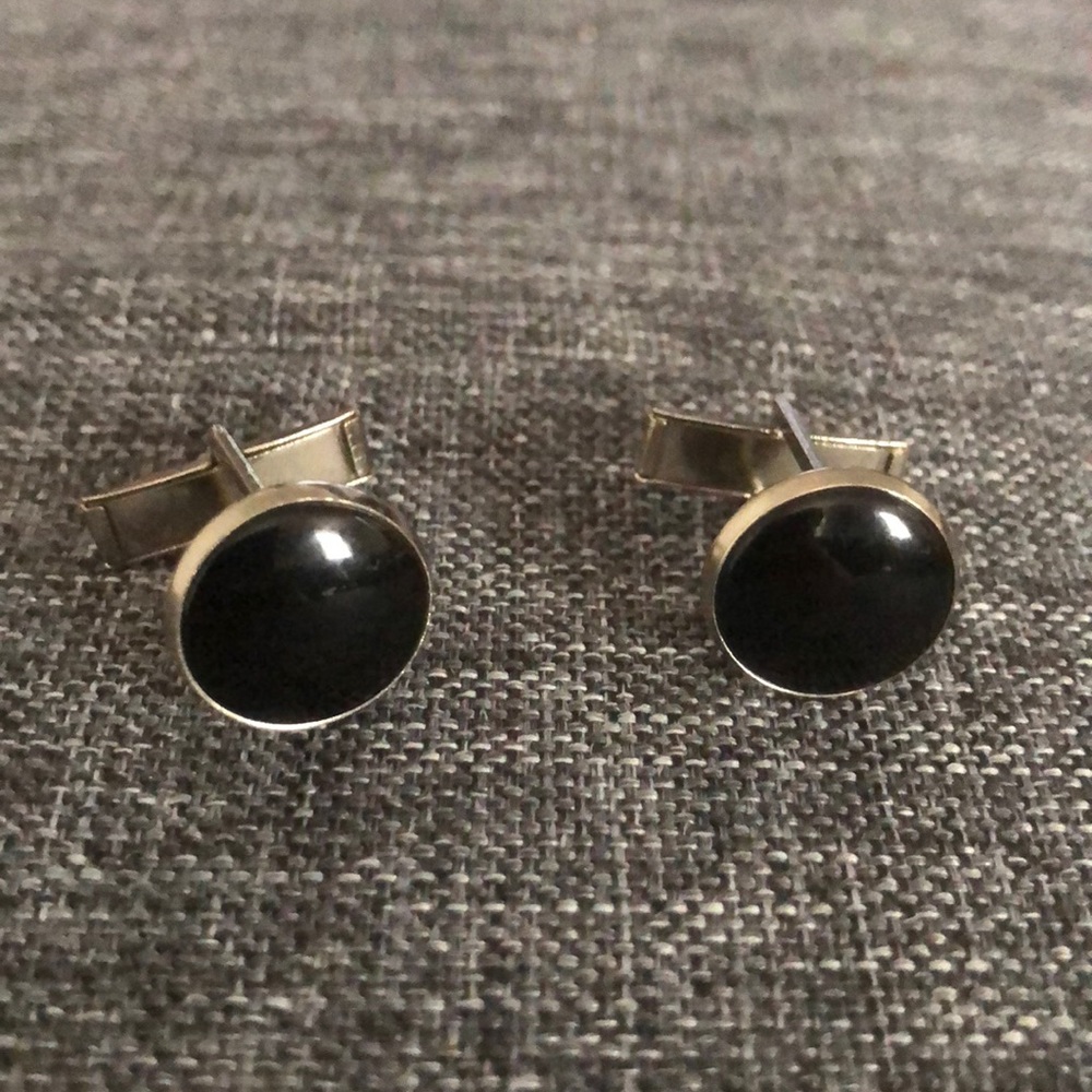 Cuff links